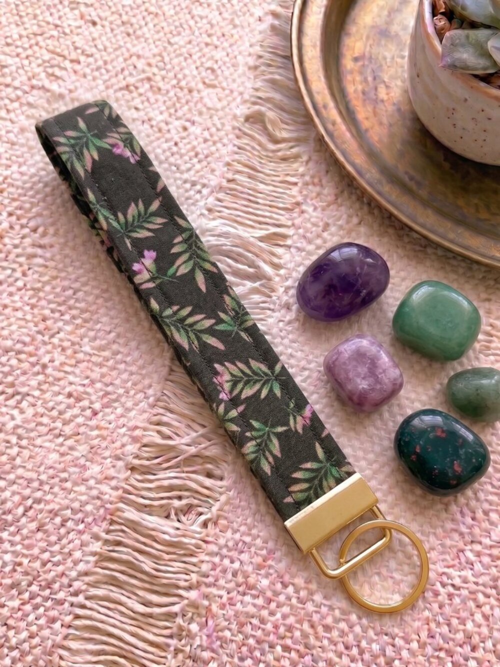 New Handmade Dark Olive Green Botanical Leaf Fern Fabric Key Fob Wristlet Keycha